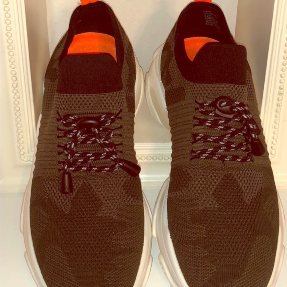 Steve Madden Myles Camouflage SlipOn Sneaker